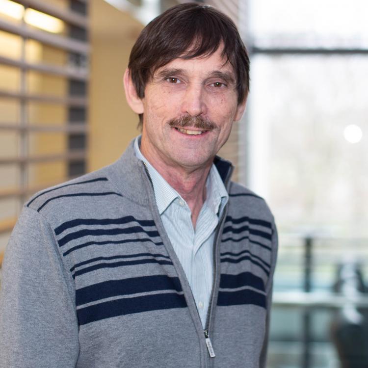 Dr.  Richard Gregg