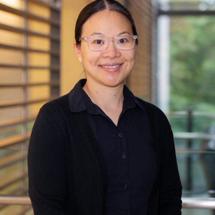 Dr.  Anna Voeuk